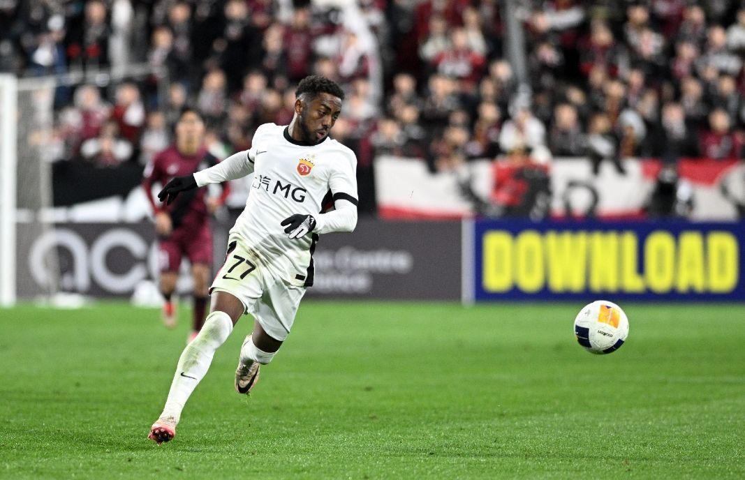 问鼎娱乐-今夜突围战来临，里尔围绕亚冠再遭质疑，震撼外界，训练强度明显提升(金钟国为什么叫山冠王)