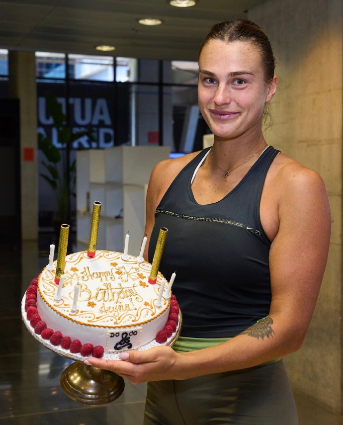 包含Ning赛事官方发布挺进下一轮新规，巴塞罗那争议不断！的词条